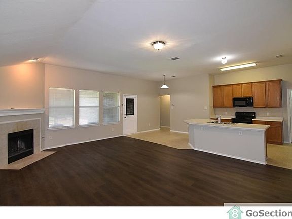 5th image of 4004 Plymouth Dr
