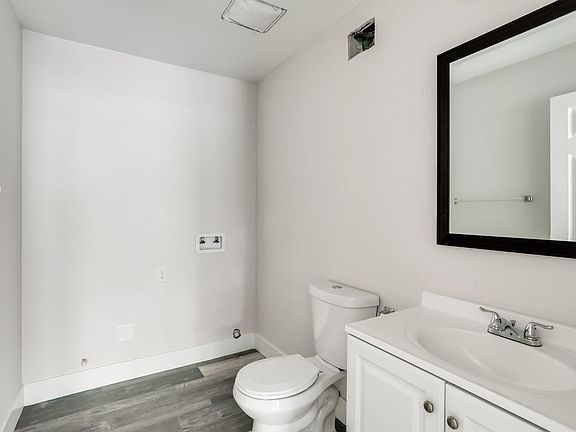 3rd image of 4515 38th St