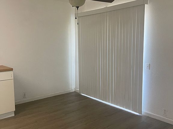 4th image of 4422 Westminster Dr