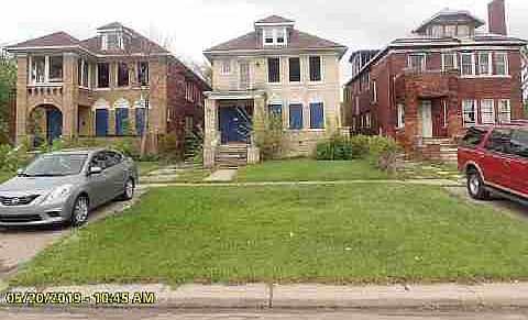 3309 Elmhurst