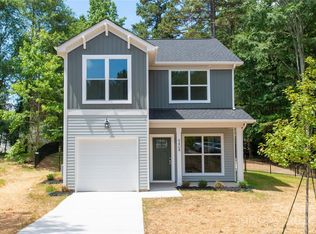 9404 Northwoods Forest Dr #24, Charlotte, NC 28214