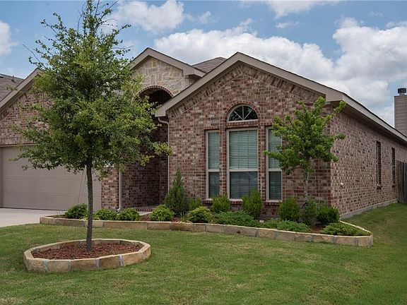 3rd image of 1228 Glen Ct