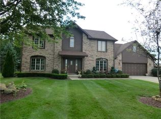 6227 S Caribou Cir, New Palestine, IN 46163