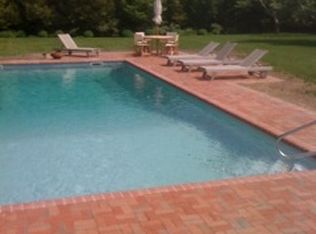 31 Kellis Pond Ln, Water Mill, NY 11976