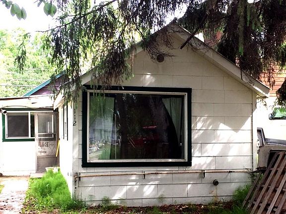 2nd image of 125 3rd Ave