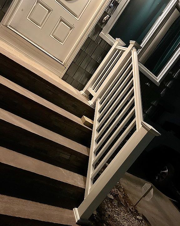 1st image of 118 Elmwood St