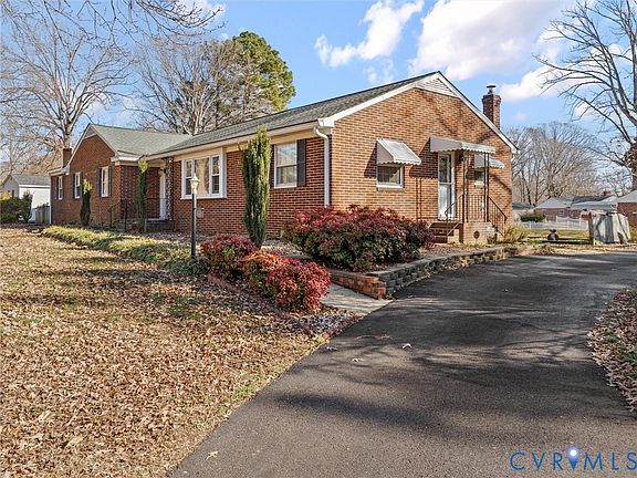 4th image of 8411 Lyndale Dr