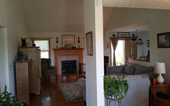 3rd image of 6006 Cinnamon Dr E