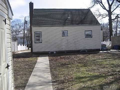 2nd image of 511 Scudder Ave