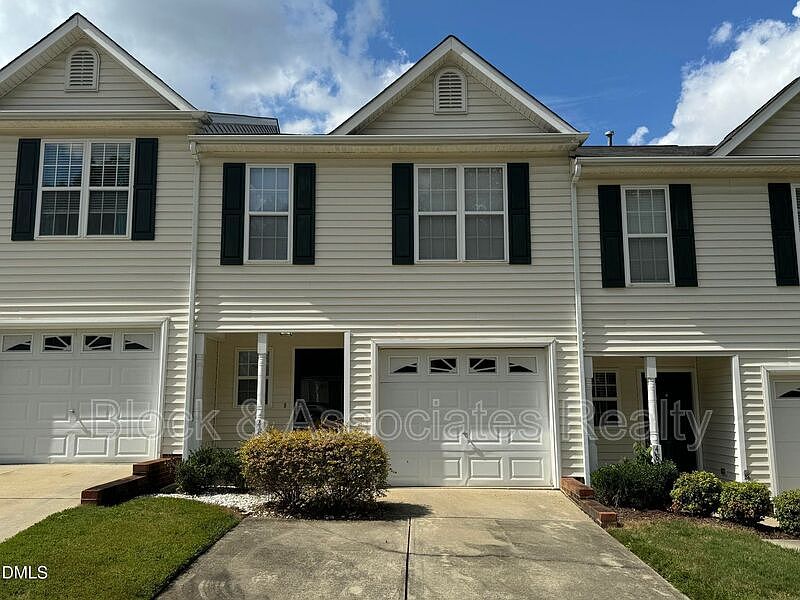 1st image of 4804 Tanglewood Oaks