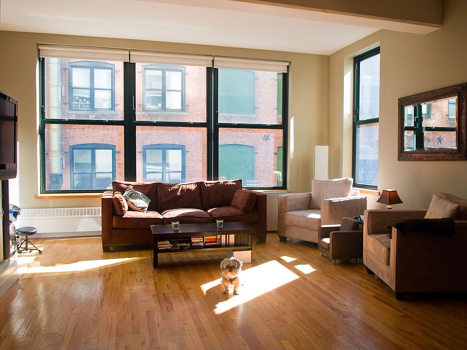 Huge Living Area