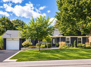 896 Eagle Dr, Burlington, ON L7T3A4