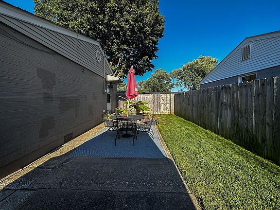 4th image of 940 Piedmont Dr