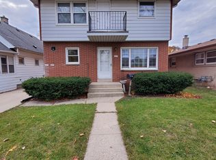 2407 S 68th St #2411, Milwaukee, WI 53219