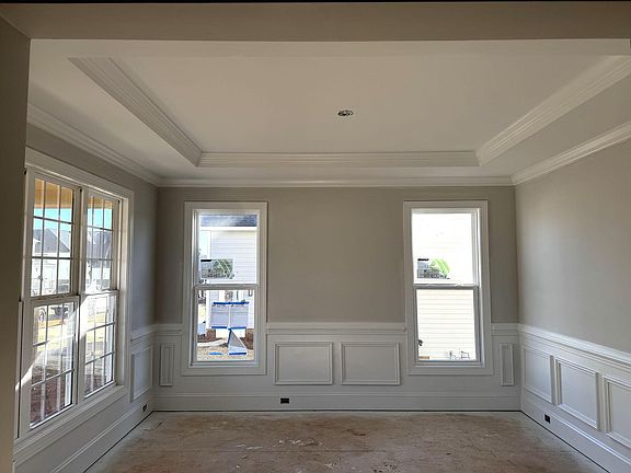 Dining Room with Tray Ceiling