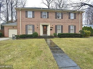 6253 Clearwood Rd, Bethesda, MD 20817