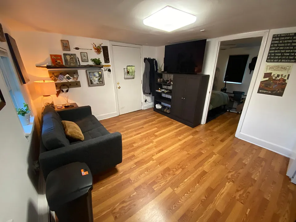 1068 North St #3N