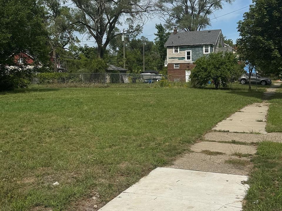20195 Omira St, photo 23