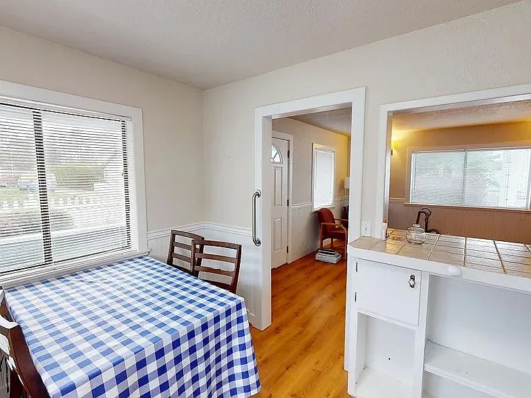 1 bed, 624 sqft, $1,800 — Photo 4