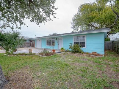 1214 Lady Claire St, Rockport, TX, 78382