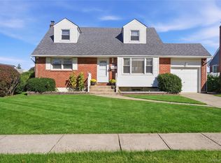 217 N Rutherford Avenue, Massapequa, NY 11758