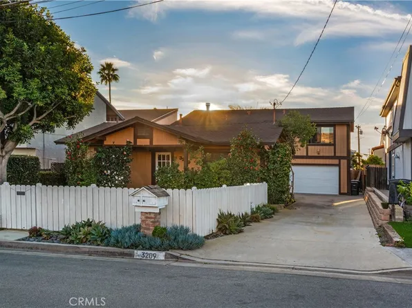 3209 Clay St, Newport Beach, CA 92663