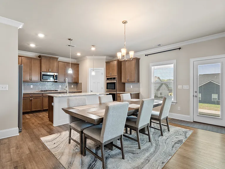 7435 Red Poppy Dr — Photo 13
