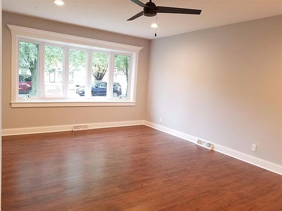 3rd image of 3723 Nebraska Dr