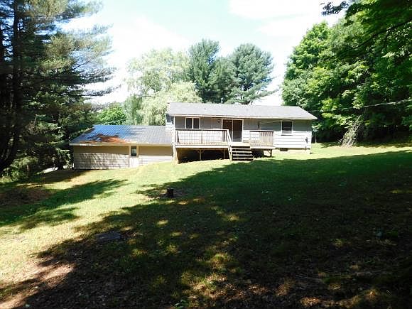 2nd image of 1353 Elm Street Ext