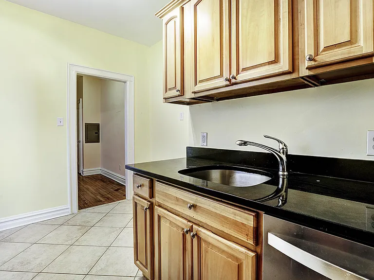 340 Fairmont Ave #204 — Photo 3