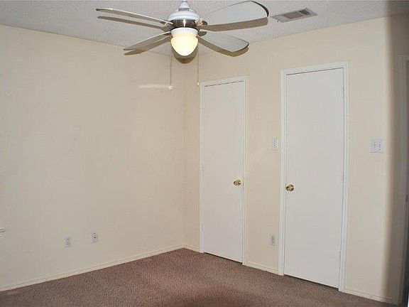 3rd image of 814 Oneal St