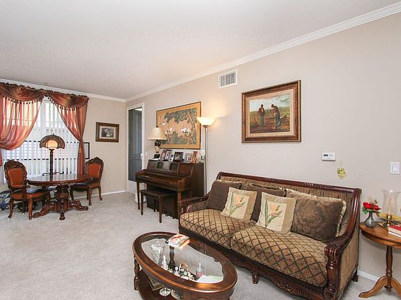 3rd image of 10848 Scripps Ranch Blvd. #105