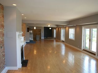 242 Main St, Racine, WI 53403