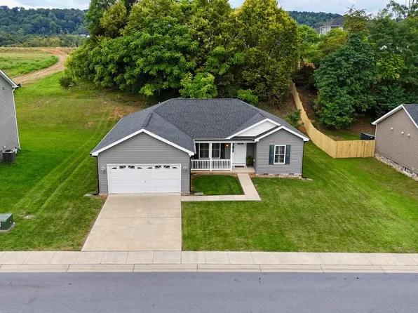 206 Brant Ln, Martinsburg, WV 25403
