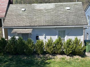 124 Prairie Ave, Morgantown, WV 26501