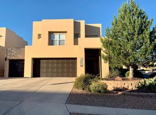 10900 Farola Dr NW, Albuquerque, NM 87114