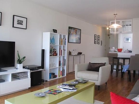 3rd image of 3822 19th St APT 9
