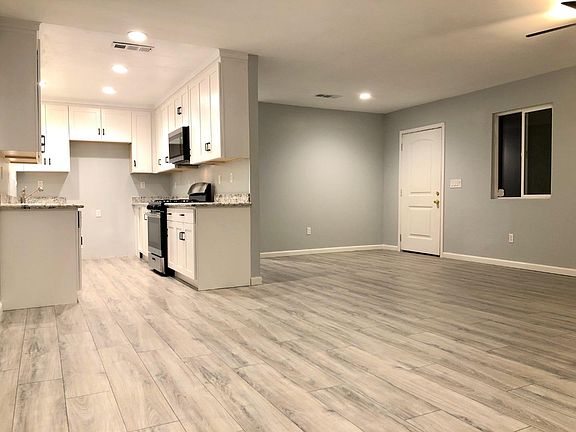 3rd image of 831 E 1st St