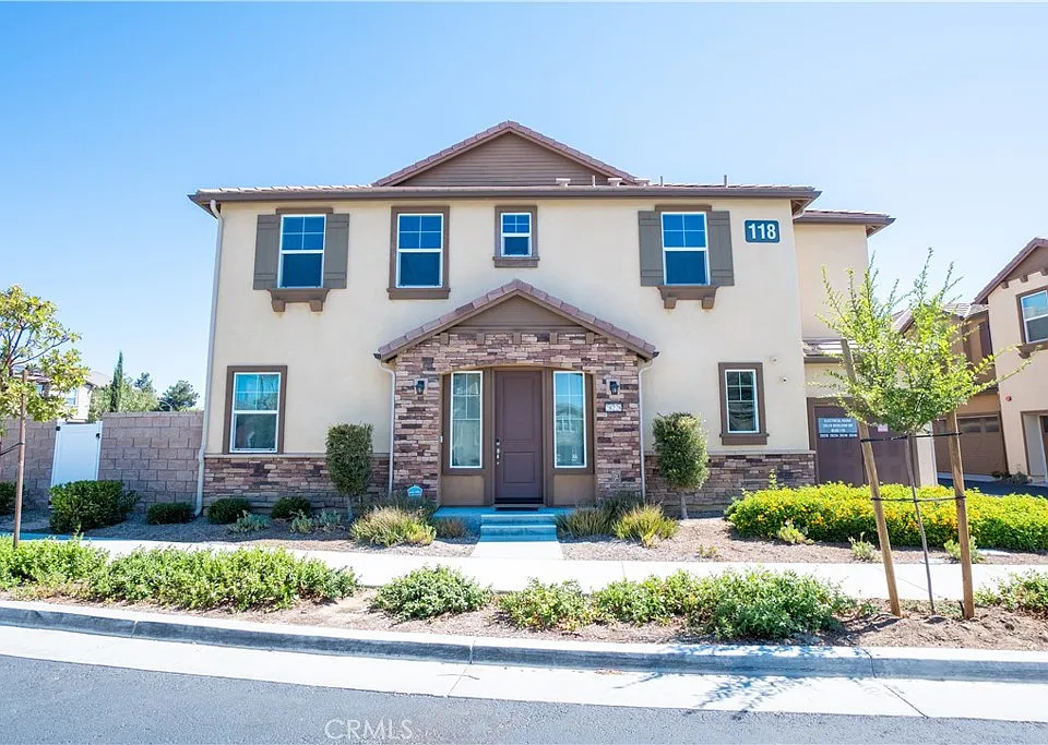 28228 Heirloom Dr