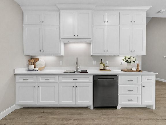 4th image of 32 Periwinkle Path