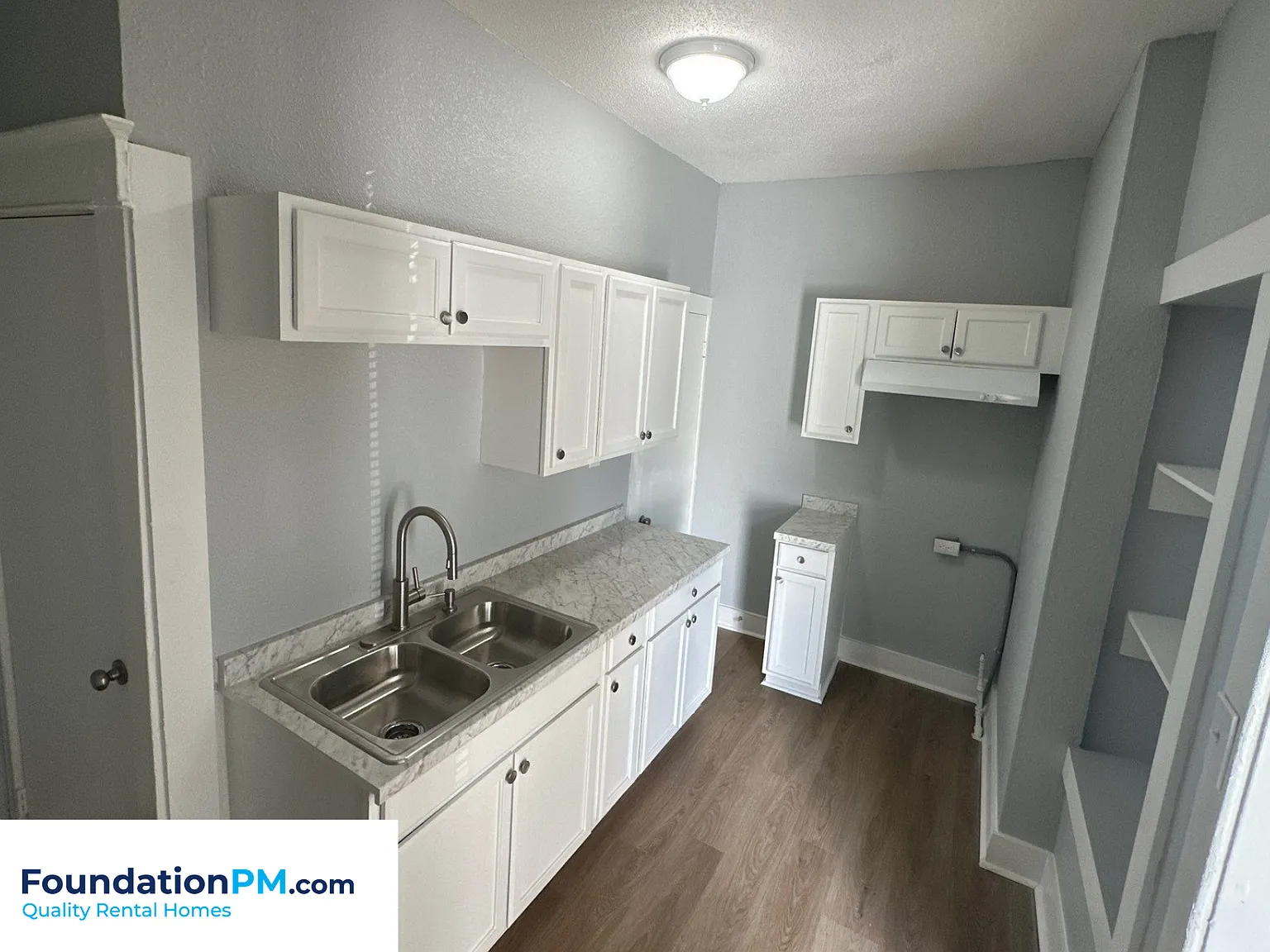 1688 Glenview Avenue - 1 — Photo 3