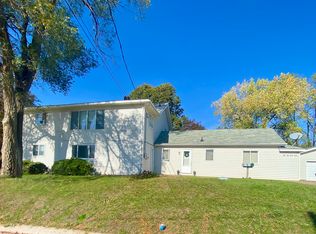 127 6th Ave SW APT 3, Faribault, MN 55021