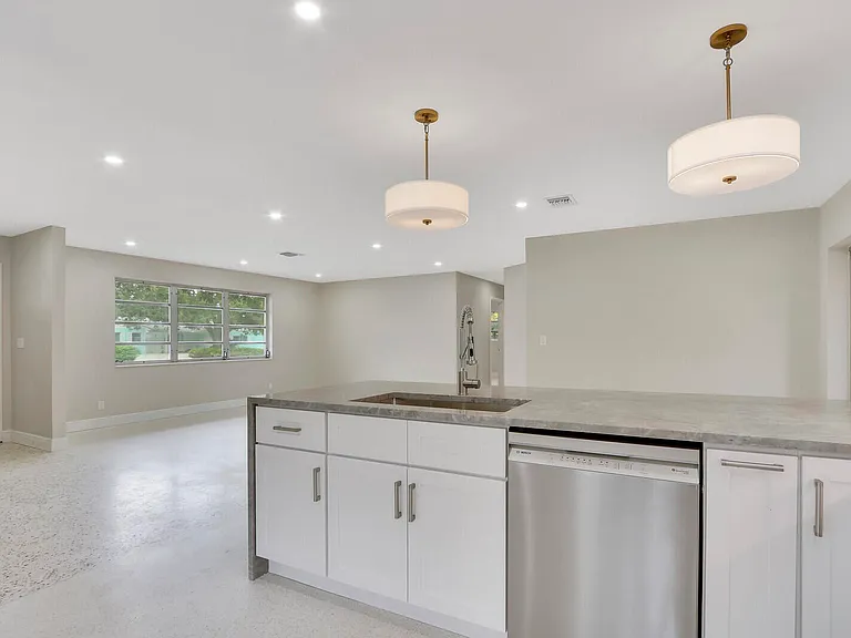 732 Pelican Way — Photo 15