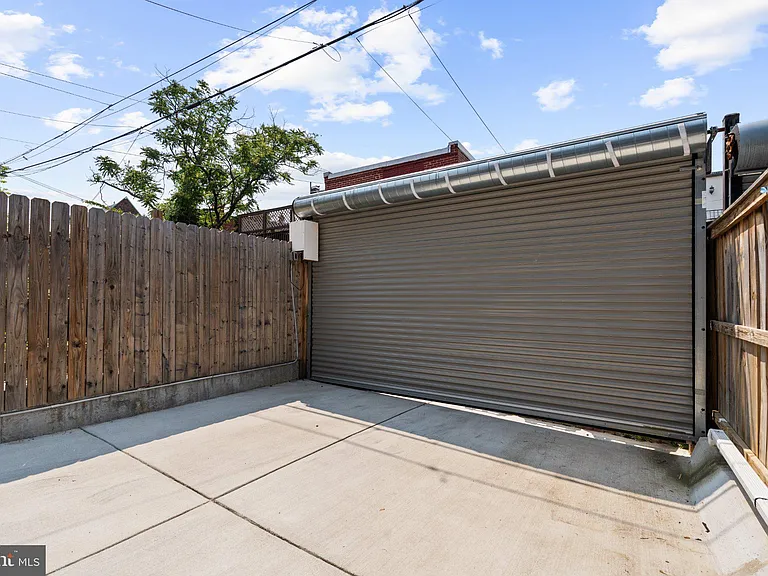 38 Randolph Pl NW #B — Photo 17