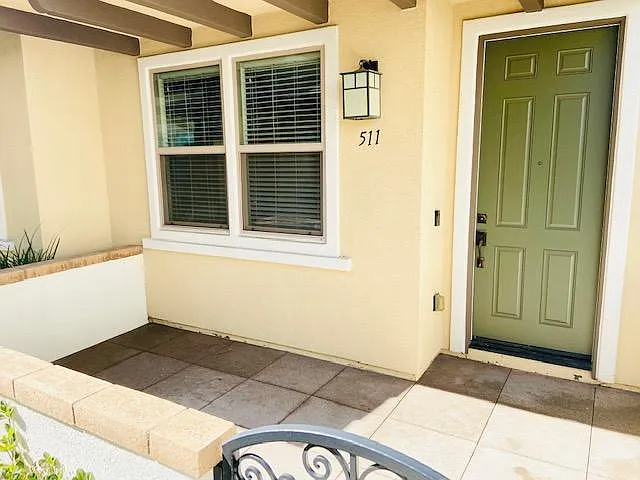3 bed, 1584 sqft, $3,900 — Photo 2