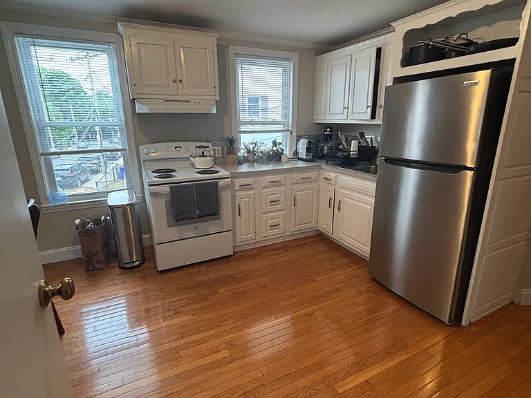 438 Washington St #2 — Photo 7