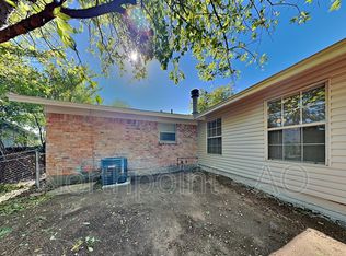 4051 Ivy Ridge St, Dallas, TX 75241