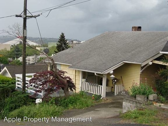 2nd image of 915 Nob Hill Ave N