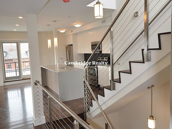 4th image of 659 Massachusetts Ave #9T