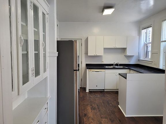 5th image of 1220 W Columbia Ave APT 2